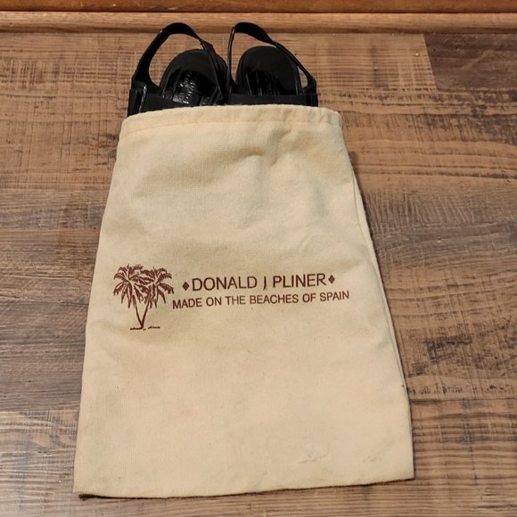 ❣️HP❣️Donald J Pliner Black Patent Leather Wedge Sandals Sz: 8 - Picture 4 of 10